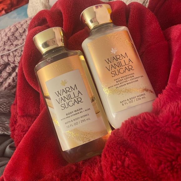 Bath and Body Works Warm Vanilla Sugar NWT Bundle - Picture 2 of 6